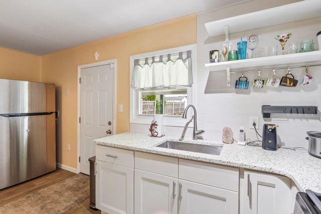248 N OXFORD VALLEY RD, Fairless Hills, PA 19030