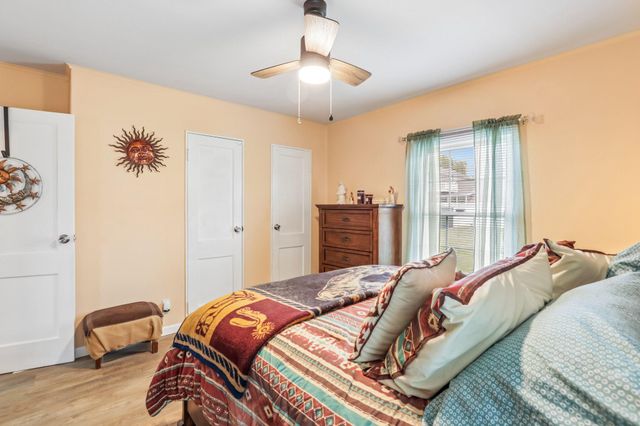248 N OXFORD VALLEY RD, Fairless Hills, PA 19030