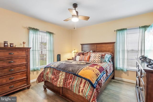 248 N OXFORD VALLEY RD, Fairless Hills, PA 19030