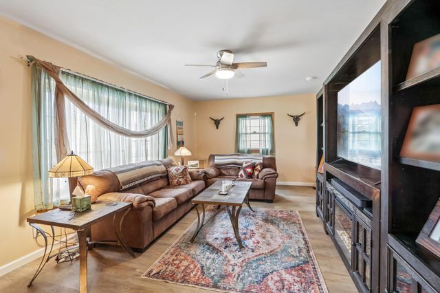 248 N OXFORD VALLEY RD, Fairless Hills, PA 19030