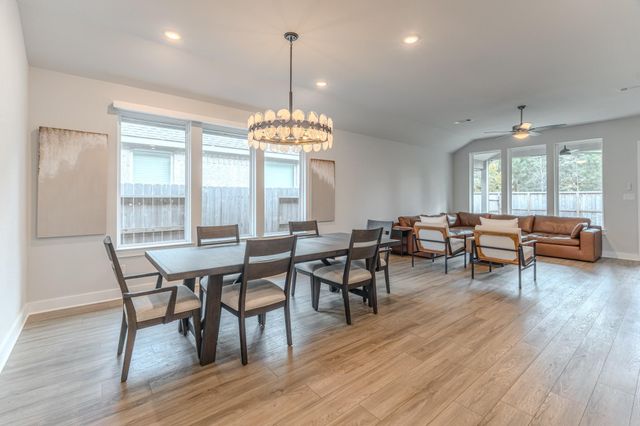 933 Cortez Creek Drive, Conroe, TX 77304