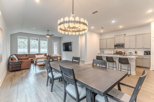 933 Cortez Creek Drive, Conroe, TX 77304