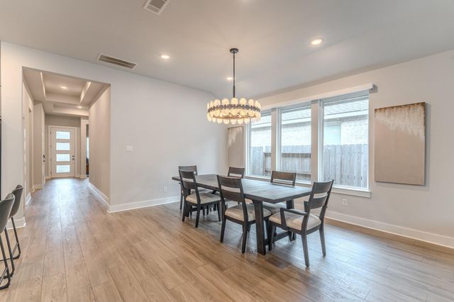 933 Cortez Creek Drive, Conroe, TX 77304