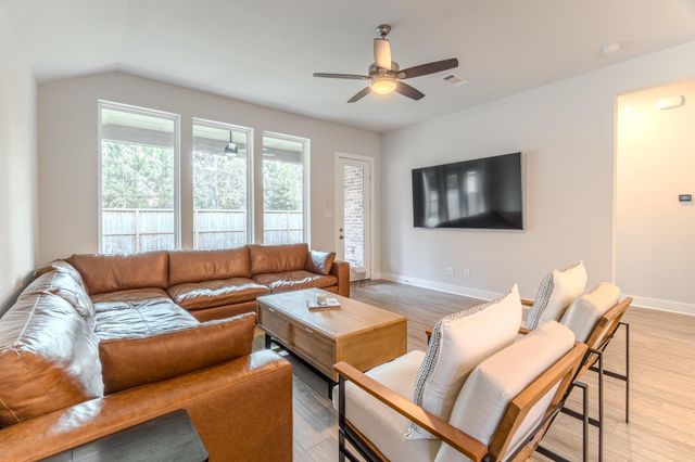 933 Cortez Creek Drive, Conroe, TX 77304