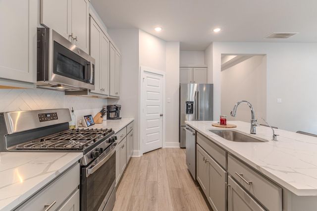 933 Cortez Creek Drive, Conroe, TX 77304