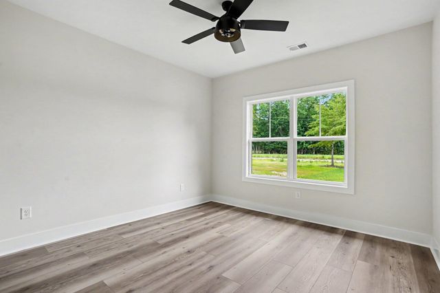 3200 Yawnoc Dr., Conway, SC 29526