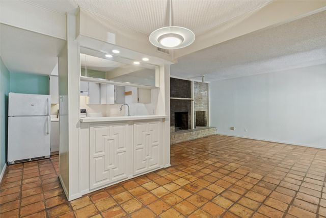 5924 Birchbrook Drive 203, Dallas, TX 75206