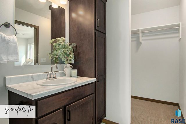 6231 S Alki Pl Place, Sioux Falls, SD 57108