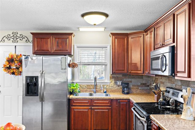 1755 Earl Drive, Fort Mill, SC 29715