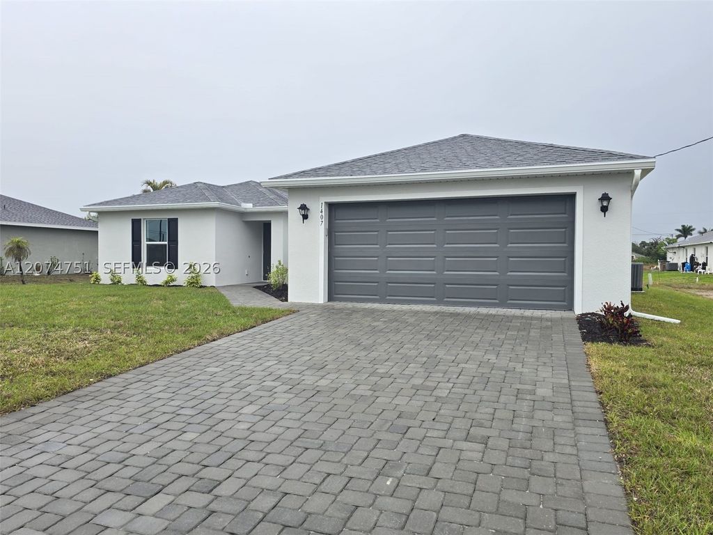 1407 NW 17th Pl, Cape Coral, FL 33993