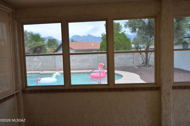 7601 E Rio Verde Drive, Tucson, AZ 85715
