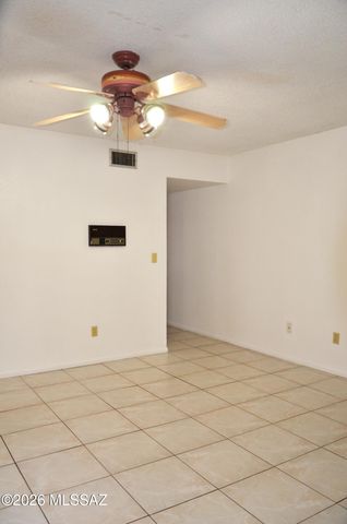 7601 E Rio Verde Drive, Tucson, AZ 85715