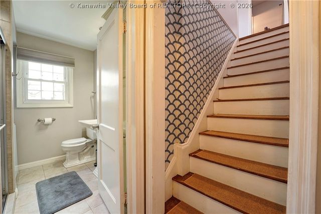 3808 Washington Avenue Se, Charleston, WV 25304