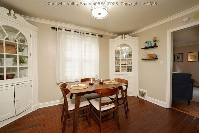 3808 Washington Avenue Se, Charleston, WV 25304
