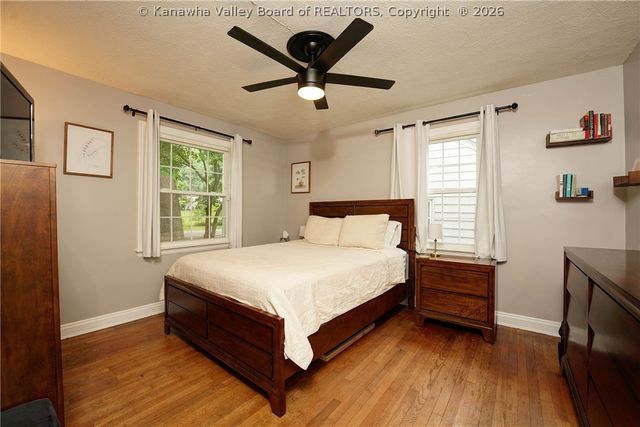 3808 Washington Avenue Se, Charleston, WV 25304