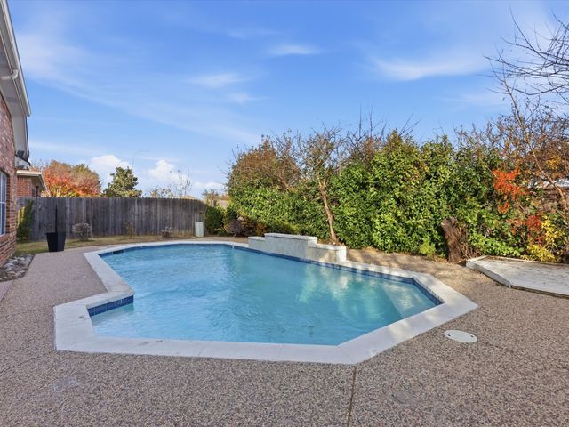 8320 Bandelier Trail, Fort Worth, TX 76137