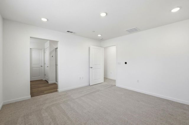 1251 Leonhardt Loop, Lincoln, CA 95648