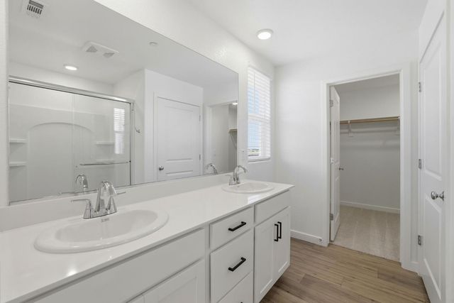 1251 Leonhardt Loop, Lincoln, CA 95648