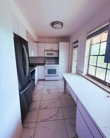 3001 S Course Drive 403, Pompano Beach, FL 33069