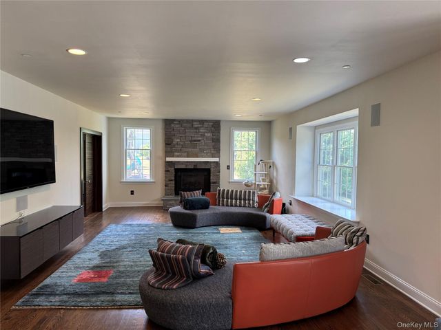 12 Birch Hill Road, Scarsdale, NY 10583