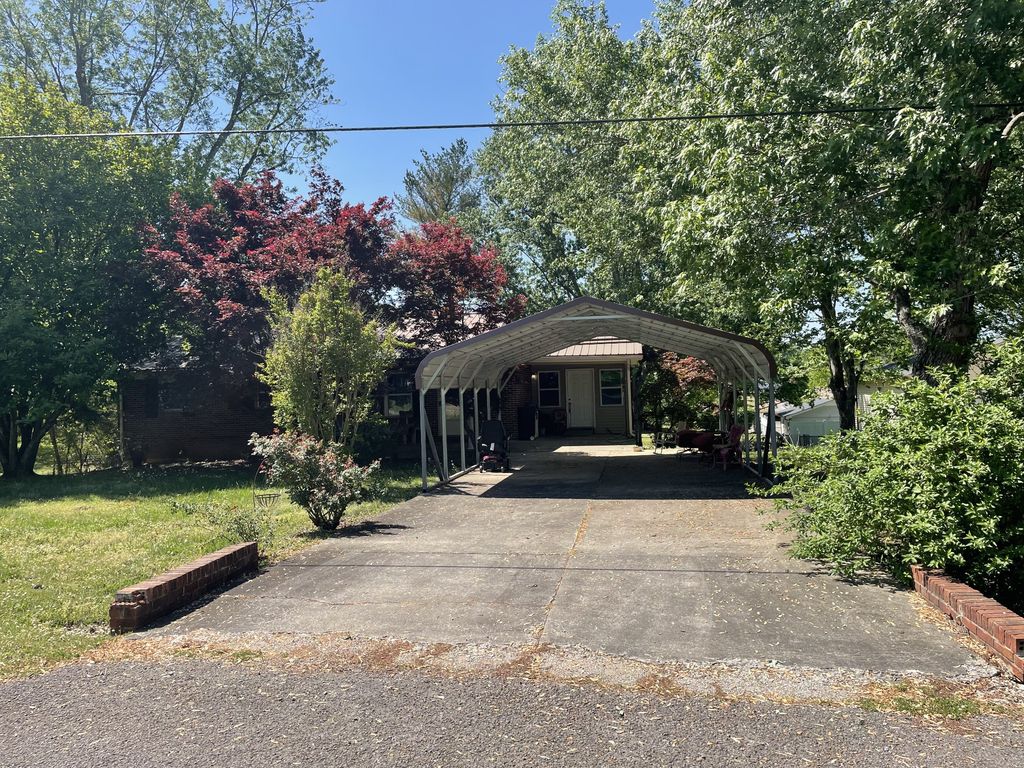 344 Southside Dr, Mcminnville, TN 37110