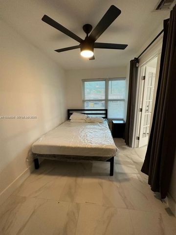 2320 SW 44th St B, Dania Beach, FL 33312