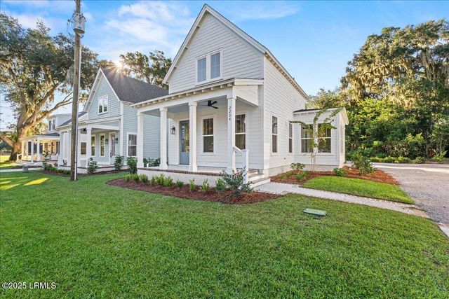 2204 National Street, Beaufort, SC 29902