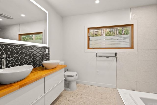 5410 Southwood Rd, Little Rock, AR 72205