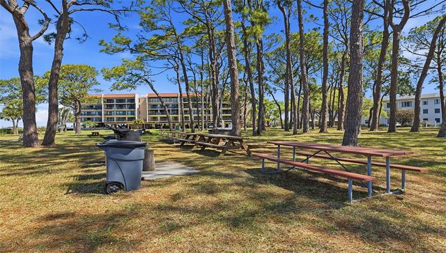 2700 BAYSHORE BOULEVARD 1307, Dunedin, FL 34698