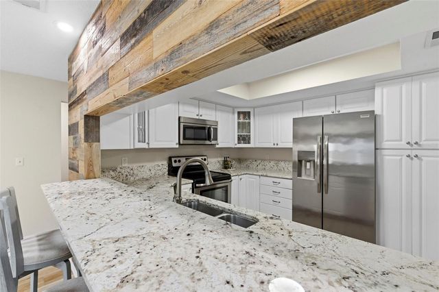 3022 JACKSON DRIVE, Holiday, FL 34691