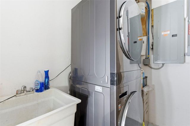 3022 JACKSON DRIVE, Holiday, FL 34691