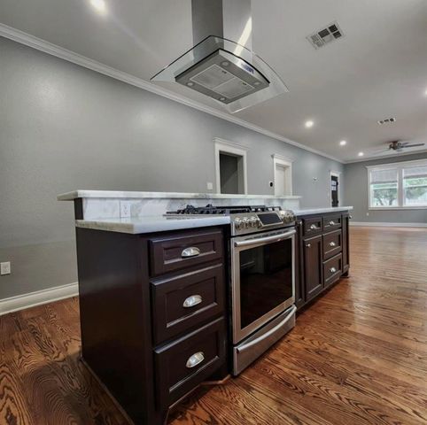 4121 Rusk Street, Houston, TX 77023
