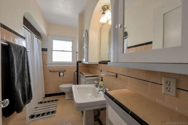 4817 Biona Drive, San Diego, CA 92116