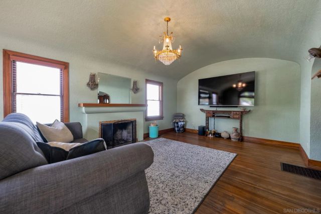 4817 Biona Drive, San Diego, CA 92116