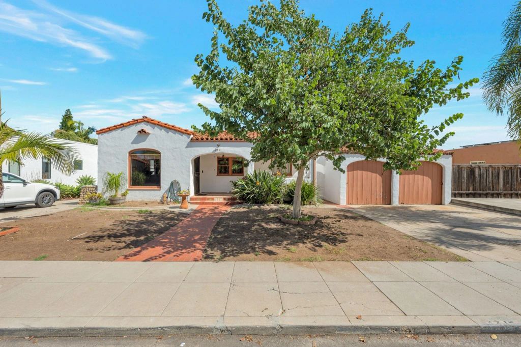 4817 Biona Drive, San Diego, CA 92116