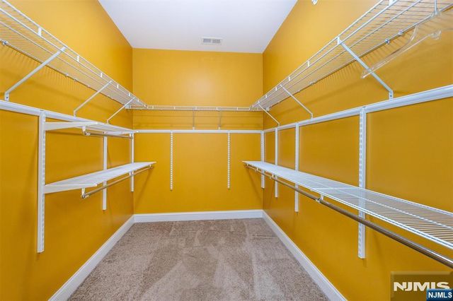 98 Quarry Drive B2, Woodland Park, NJ 07424