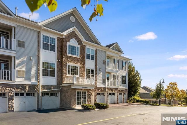 98 Quarry Drive B2, Woodland Park, NJ 07424