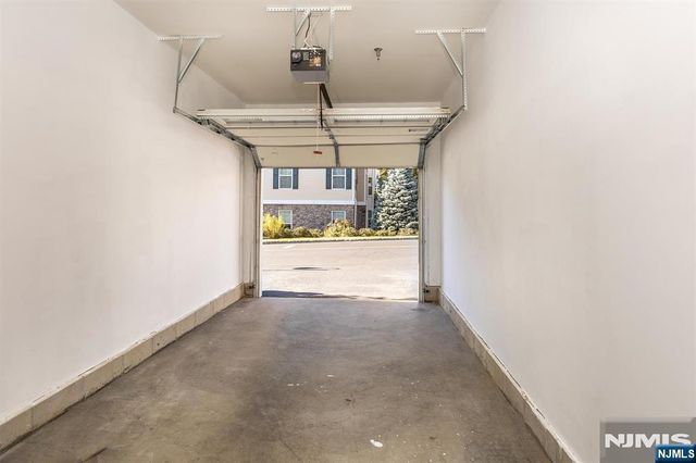 98 Quarry Drive B2, Woodland Park, NJ 07424