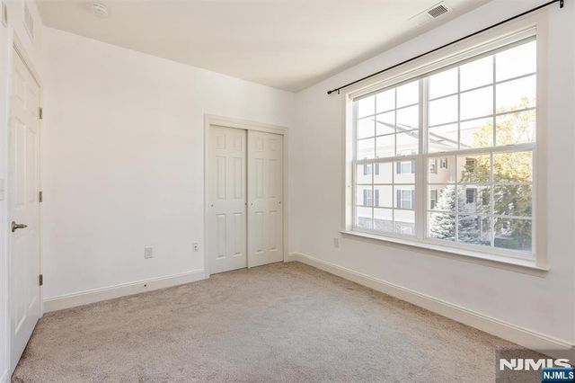 98 Quarry Drive B2, Woodland Park, NJ 07424