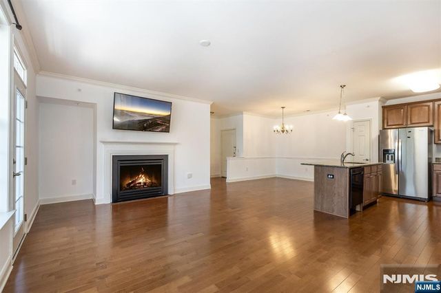 98 Quarry Drive B2, Woodland Park, NJ 07424