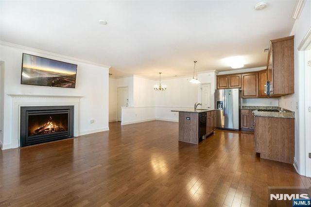 98 Quarry Drive B2, Woodland Park, NJ 07424