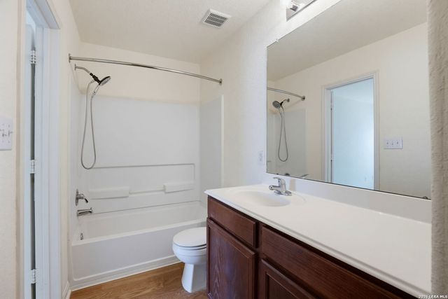 5739 Texas Cyn, San Antonio, TX 78252