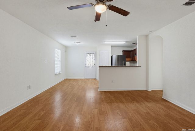 5739 Texas Cyn, San Antonio, TX 78252