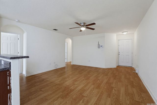 5739 Texas Cyn, San Antonio, TX 78252