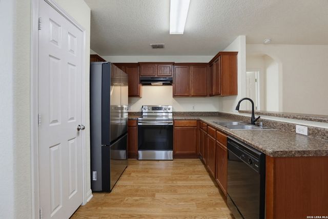 5739 Texas Cyn, San Antonio, TX 78252
