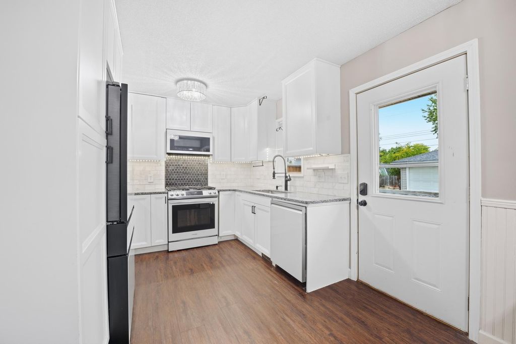 2915 115th Lane NW, Coon Rapids, MN 55433 — photo 2