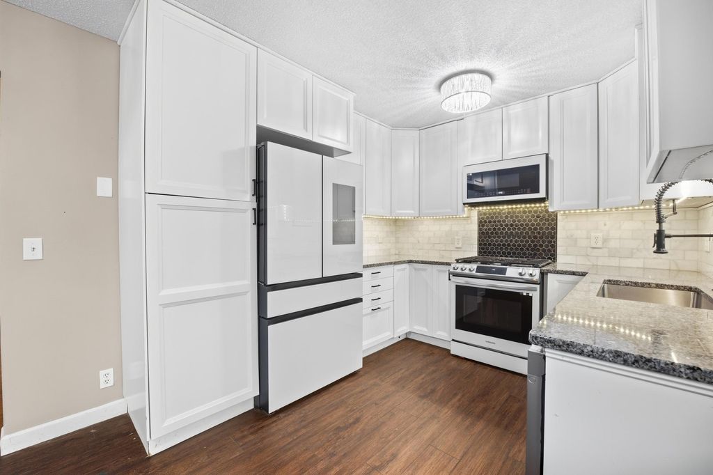 2915 115th Lane NW, Coon Rapids, MN 55433 — photo 3