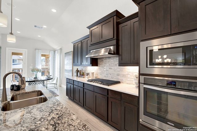 28726 Front Gate, Boerne, TX 78015