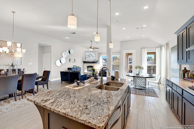 28726 Front Gate, Boerne, TX 78015