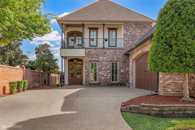 106 Vieux Carre, Bossier City, LA 71111